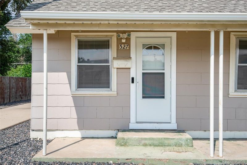 527 S 2nd Ave, Brighton, CO 80601