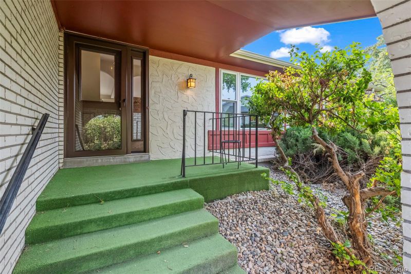 761 S Moore Ct, Lakewood, CO 80226