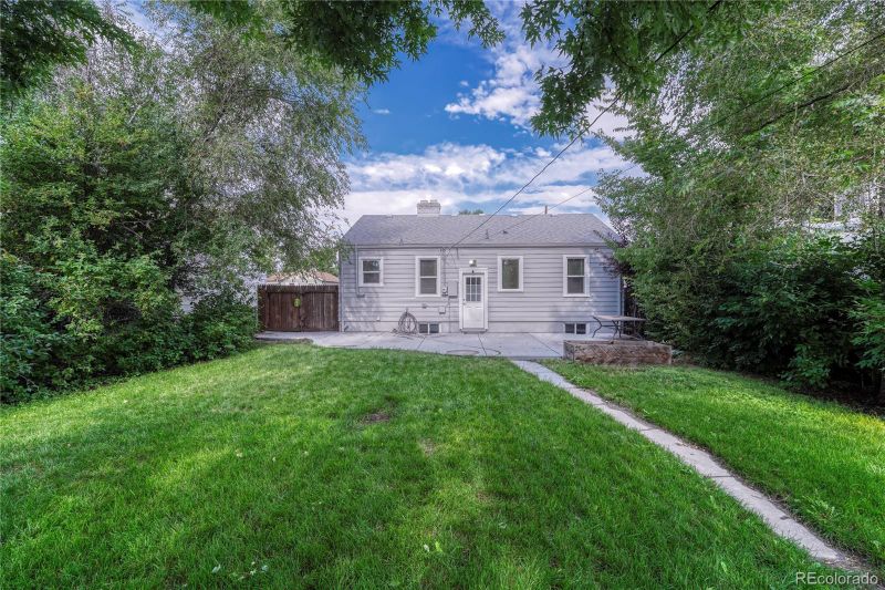 4430 S Logan St, Englewood, CO 80113