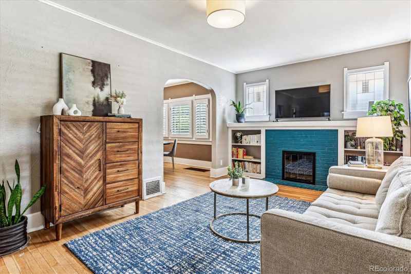 740 Jackson St, Denver, CO 80206