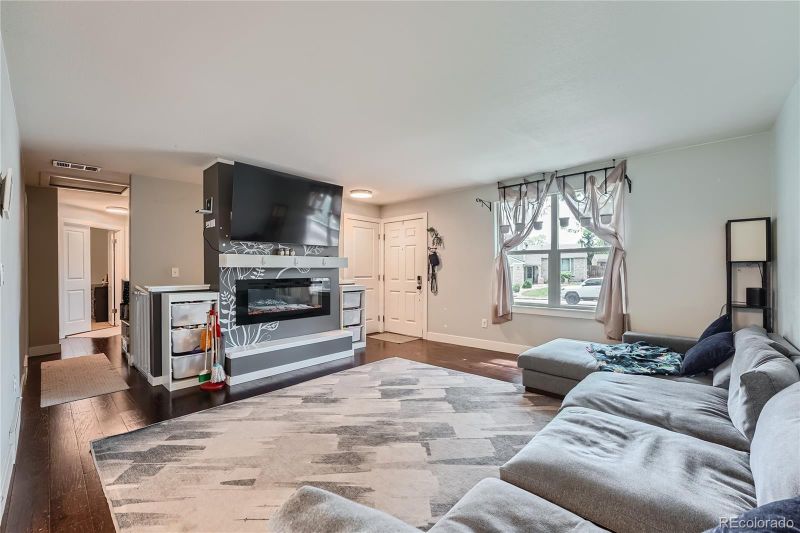 11285 Ash Cir, Thornton, CO 80233