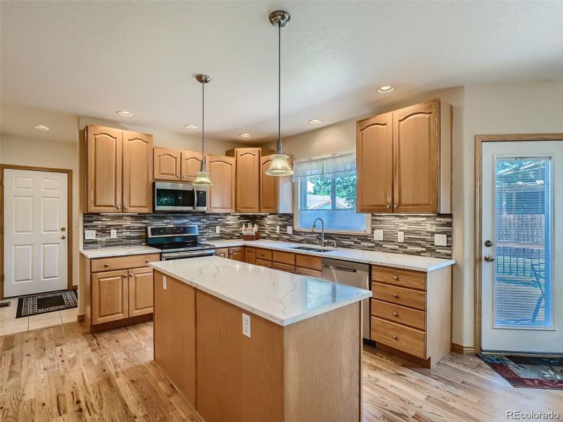 9456 Webster Way, Broomfield, CO 80021
