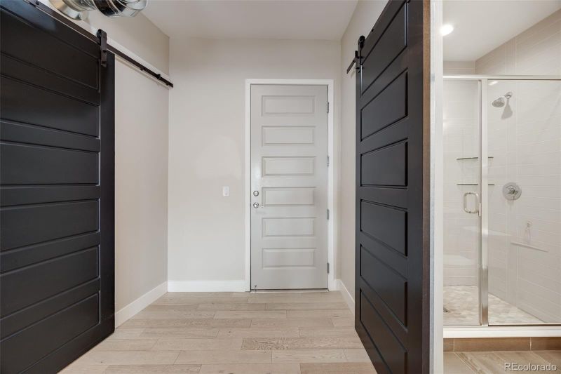 3198 Blake St #406, Denver, CO 80205