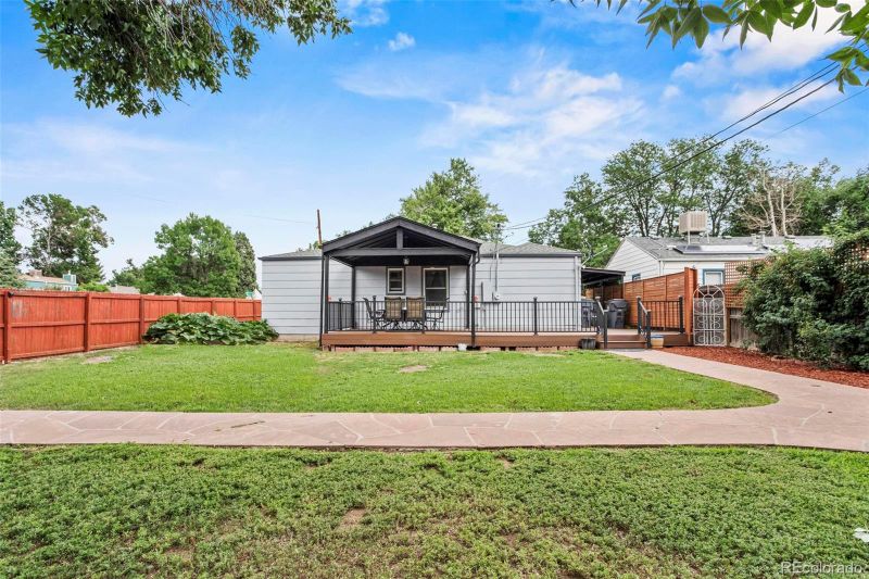 4401 S Pearl St, Englewood, CO 80113