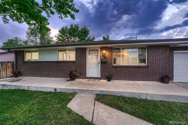 6559 Xavier St, Arvada, CO 80003