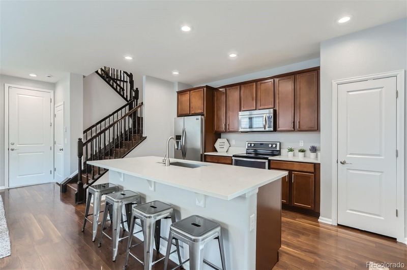 11267 E 28th Pl, Denver, CO 80238