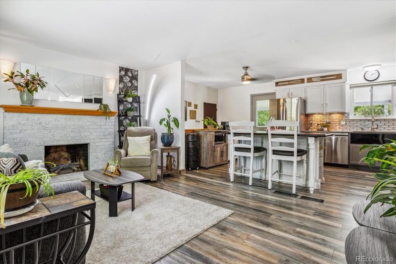 4393 S Eagle Cir, Aurora, CO 80015