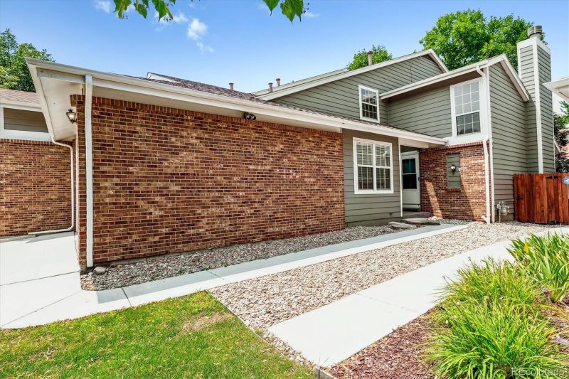 7927 E Iowa Ave, Denver, CO 80231