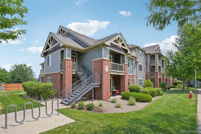 804 Summer Hawk Dr #2206, Longmont, CO 80504
