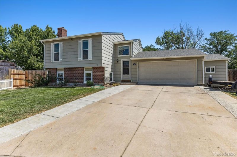 723 Centennial Way, Bennett, CO 80102