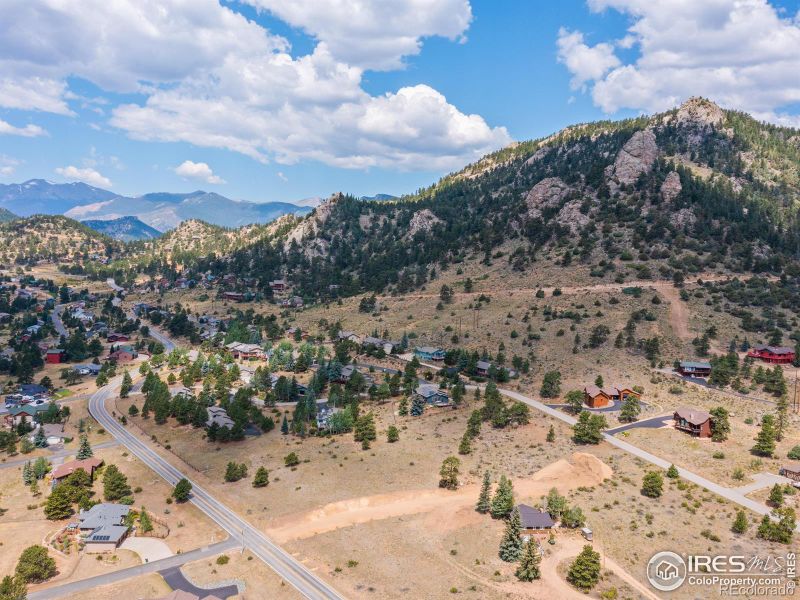 Longs Dr, Estes Park, CO 80517
