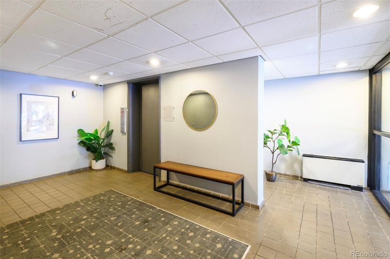 1050 N Corona St #102, Denver, CO 80218