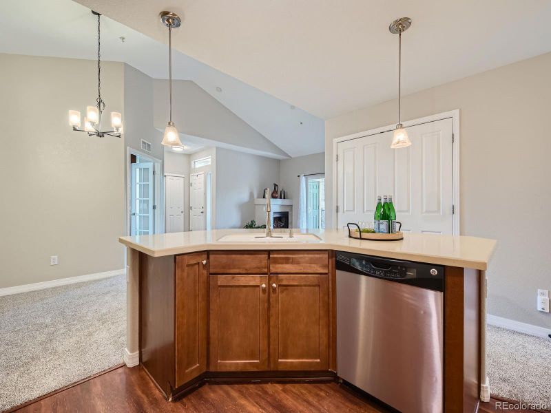 8808 S Kipling Way #204, Littleton, CO 80127