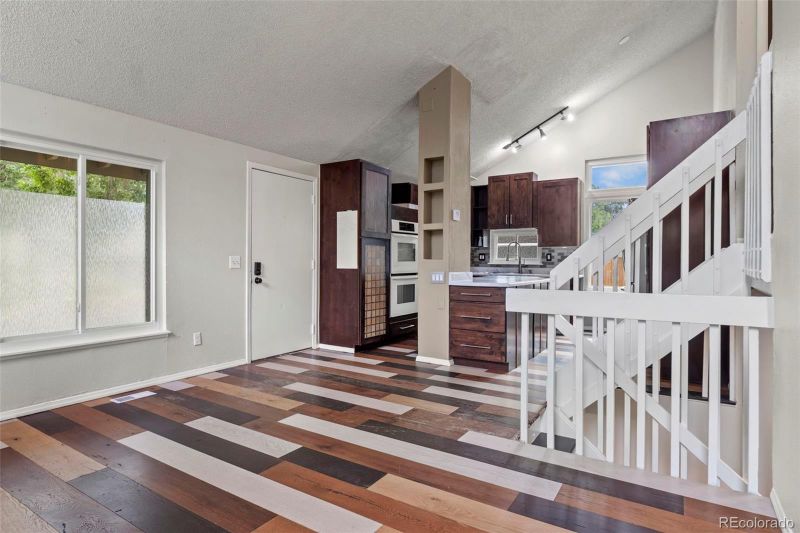 3751 S Danube Cir, Aurora, CO 80013