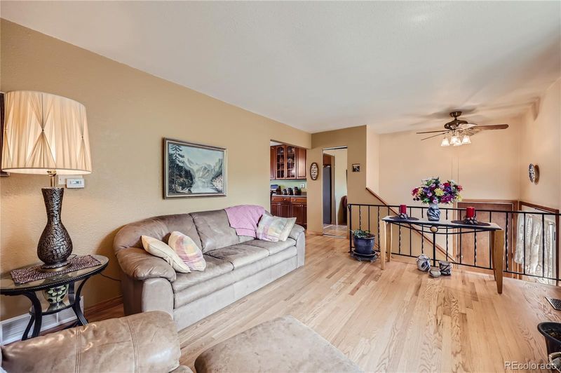 526 Raemar Dr, Colorado Springs, CO 80911