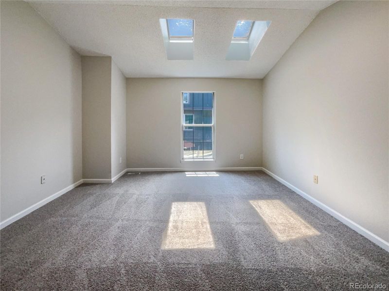 2699 E Nichols Cir, Centennial, CO 80122