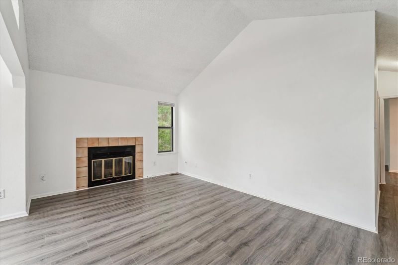 6705 S Field St #824, Littleton, CO 80128