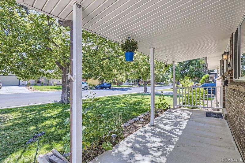 625 S Wheeling St, Aurora, CO 80012