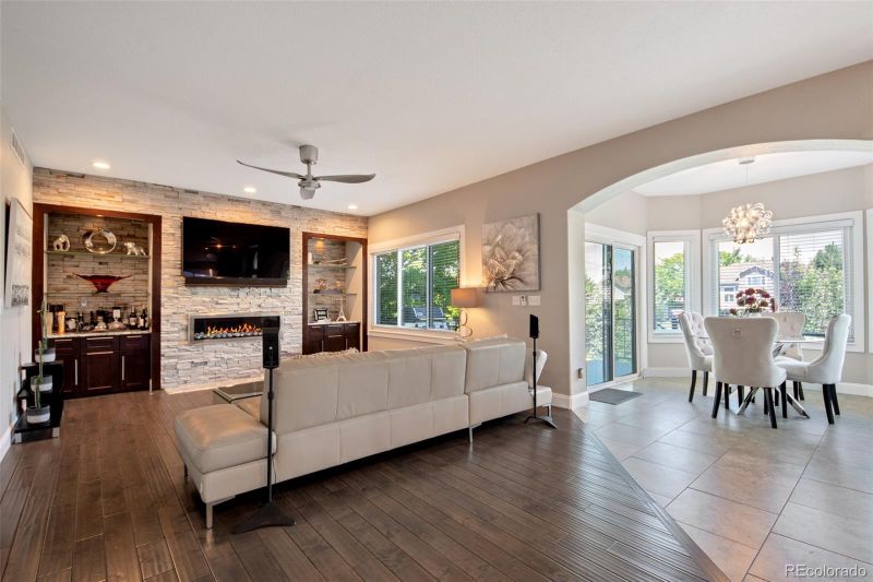 8976 Edgewood Ln, Highlands Ranch, CO 80130