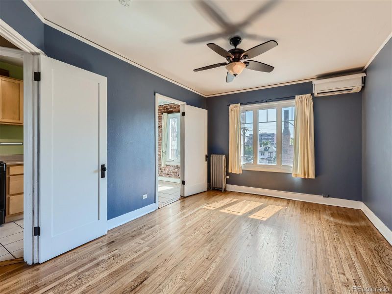 1422 N Downing St #11, Denver, CO 80218