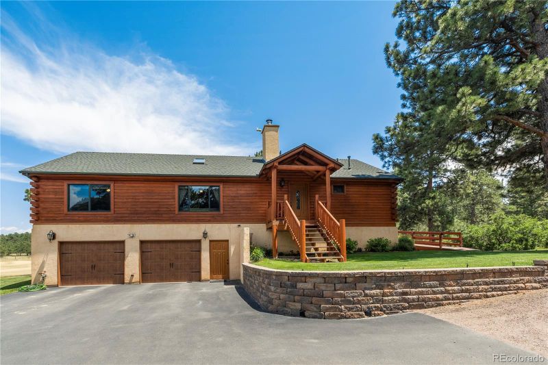 3916 Estates Cir, Larkspur, CO 80118