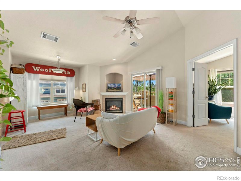 5775 W 29th St #811, Greeley, CO 80634