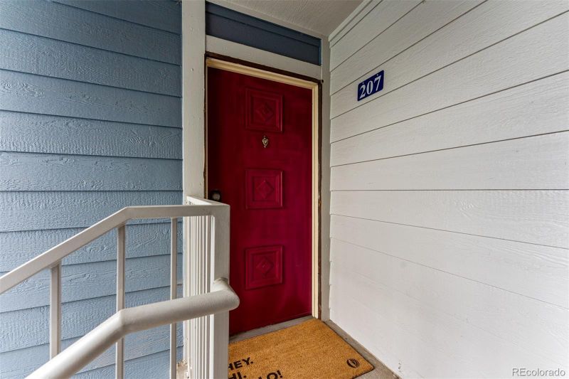8335 S Fairmount Dr #3-207, Denver, CO 80247