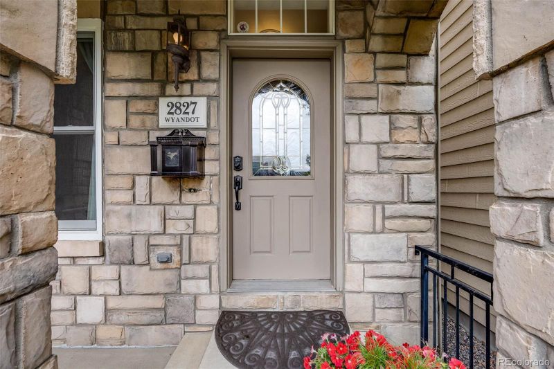 2827 Wyandot St, Denver, CO 80211