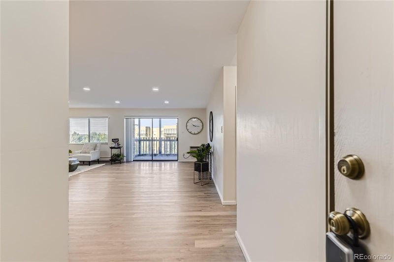 13661 E Marina Dr #604, Aurora, CO 80014