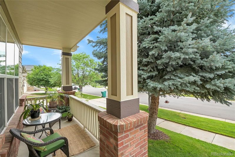 3933 S Quemoy Ct, Aurora, CO 80018