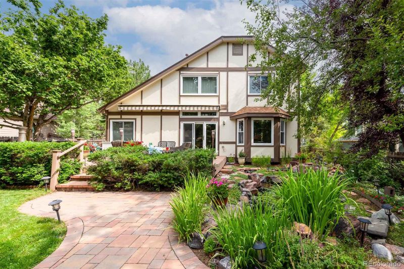 1480 Stonehaven Ave, Broomfield, CO 80020
