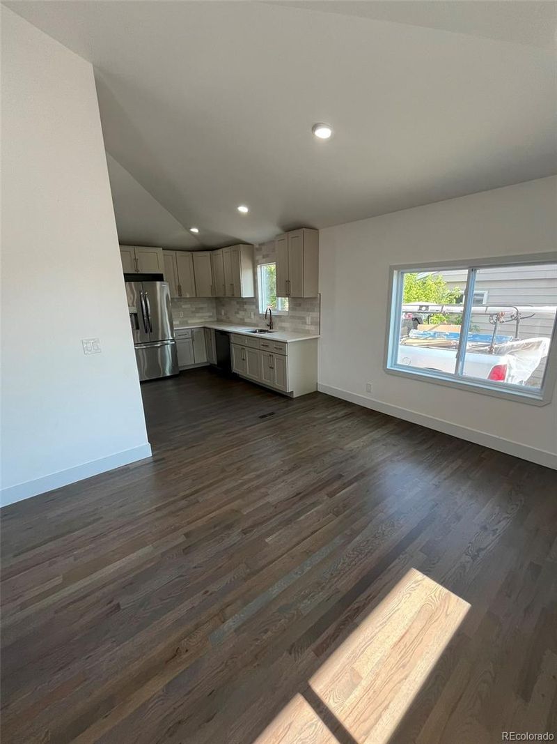 1370 S Meade St, Denver, CO 80219