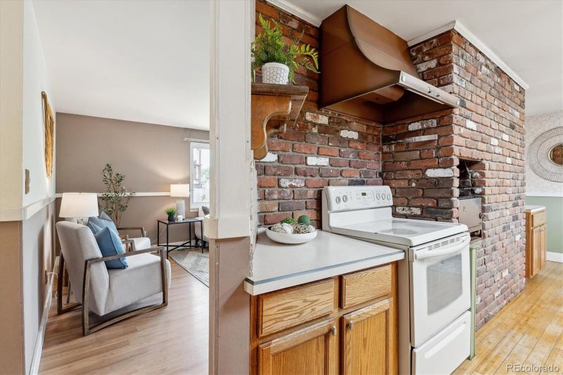 875 Emerald St, Broomfield, CO 80020