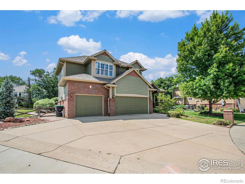 2007 Prestwick Ct, Longmont, CO 80504