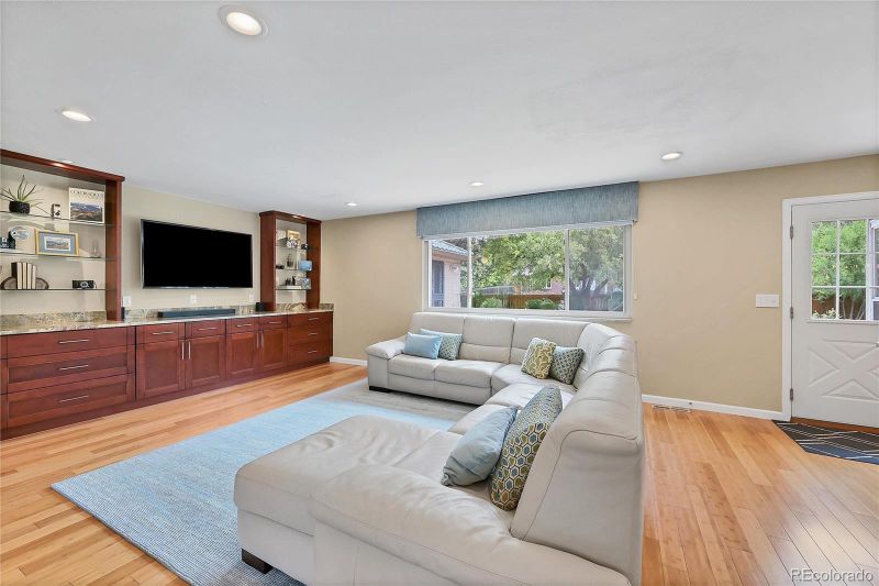 4092 S Newport Way, Denver, CO 80237