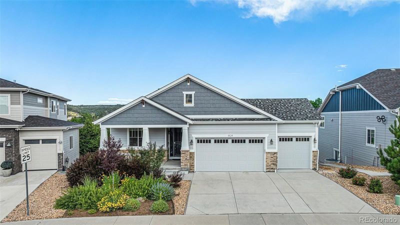 1824 Diamond Head Dr, Castle Rock, CO 80104