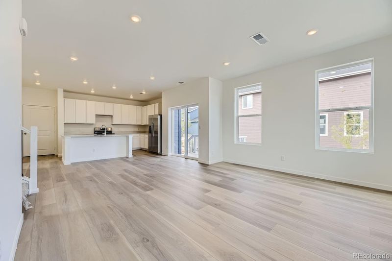 600 Aspen Ave, Bennett, CO 80102