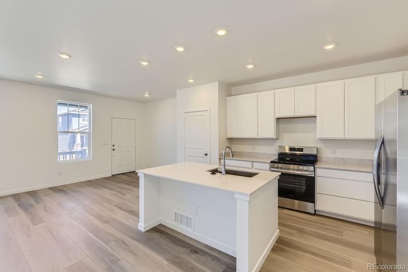 540 Aspen Ave, Bennett, CO 80102