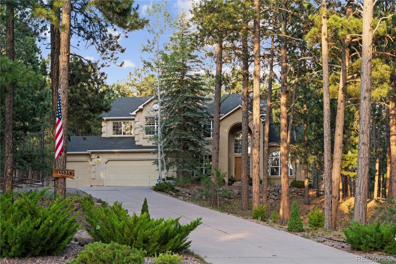 15575 Deercross Ct, Colorado Springs, CO 80921