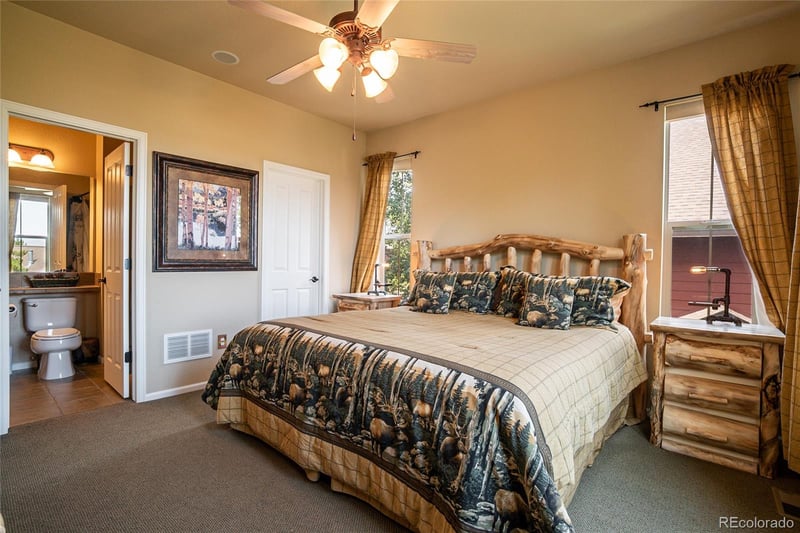 104 Saddle Horn Ct, Granby, CO 80446