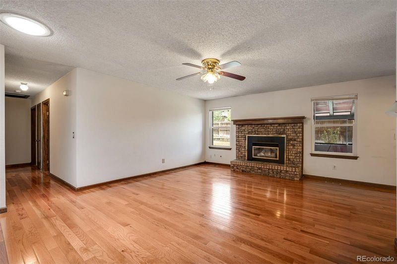 13167 Saint Paul Dr, Thornton, CO 80241