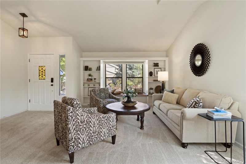 15098 E Wagontrail Dr, Aurora, CO 80015