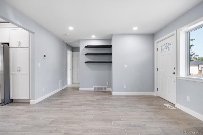 8757 Everett Cir, Arvada, CO 80005