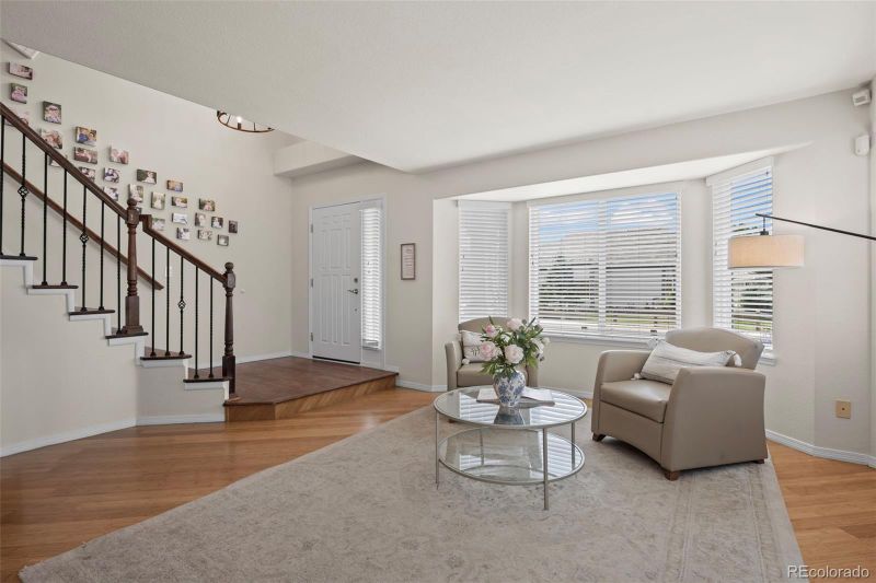 3195 White Oak Ln, Highlands Ranch, CO 80129