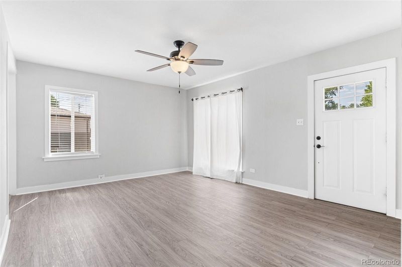 7233 W 20th Ave, Lakewood, CO 80214