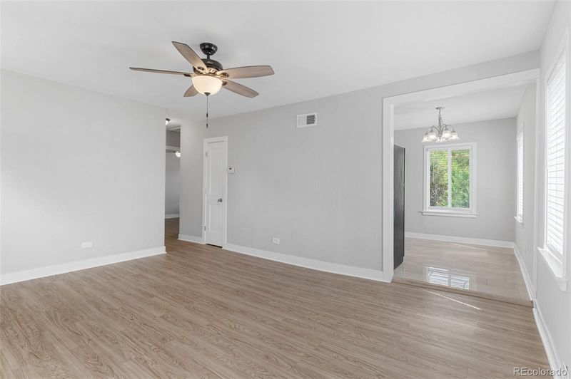 7233 W 20th Ave, Lakewood, CO 80214