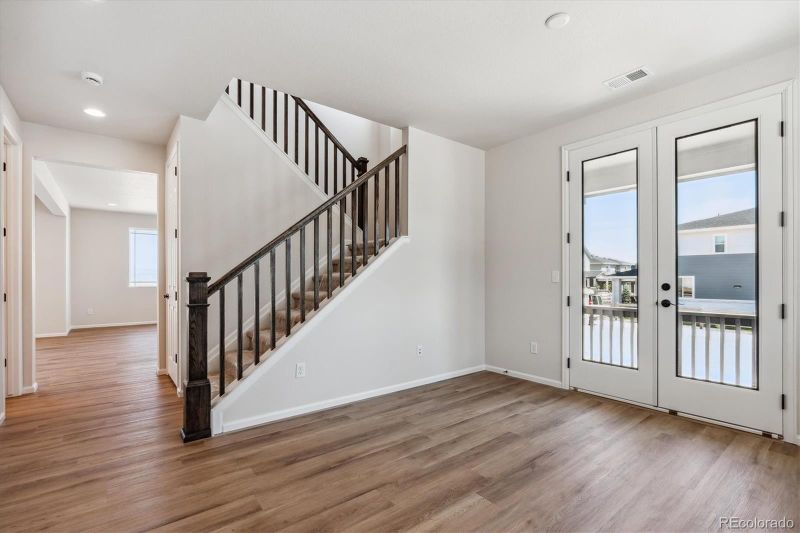 8075 Snake River St, Littleton, CO 80125