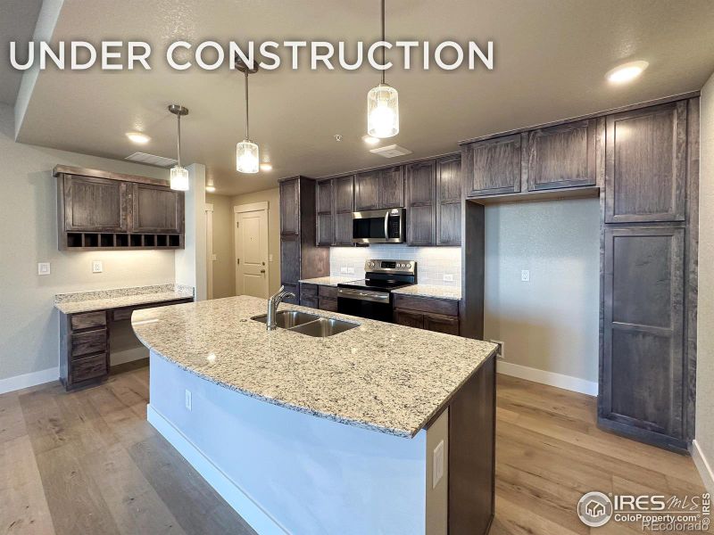 285 High Point Dr #306, Longmont, CO 80504