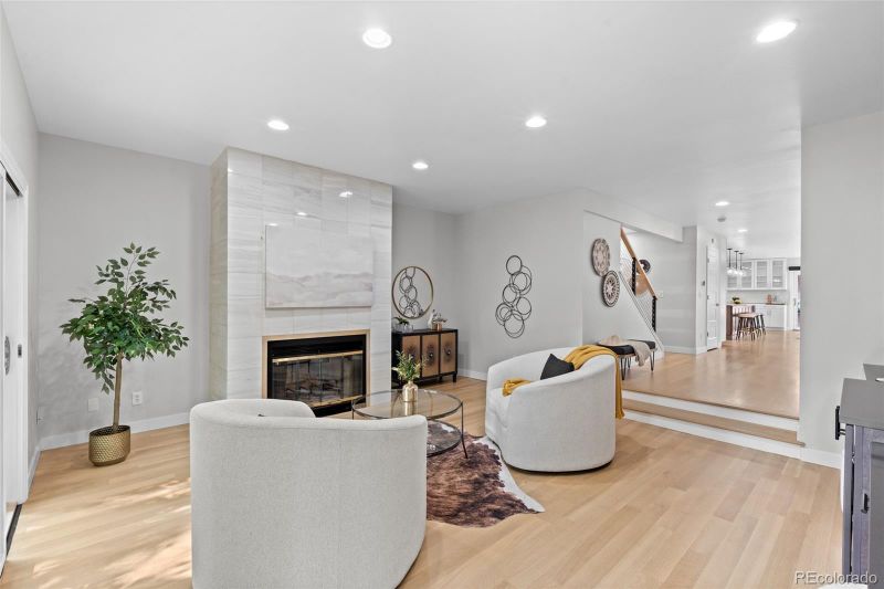 325 Cook St, Denver, CO 80206
