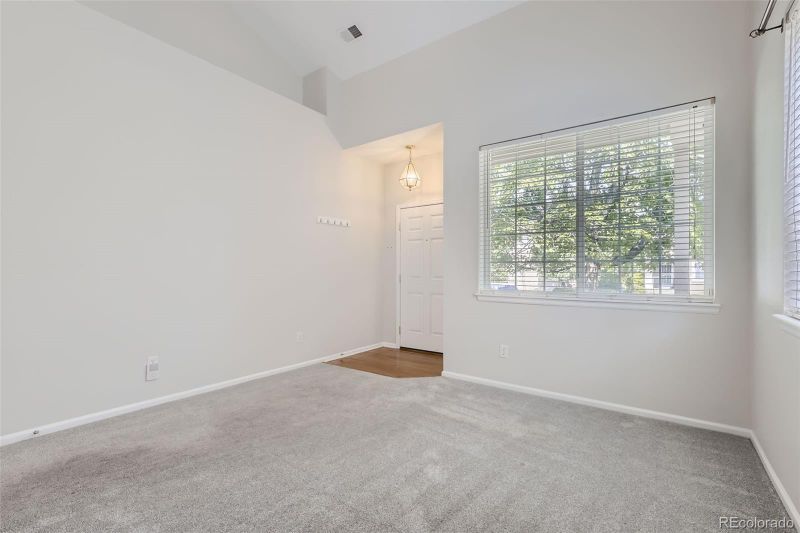 186 S Fraser Ct, Aurora, CO 80012